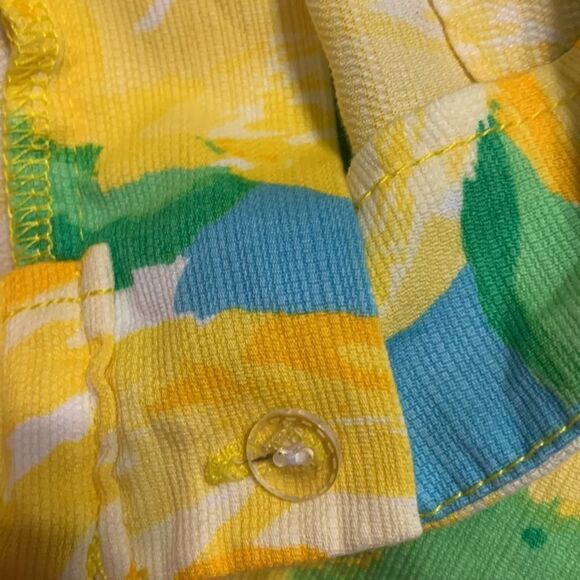 Lilly Pulitzer size 00 Deenie sunflower yellow rose shorts - Picture 8 of 9